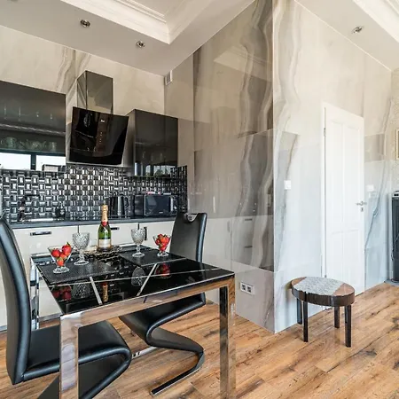 Glamour Vip Apartment Stolpmünde