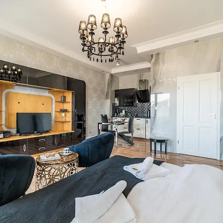 Glamour Vip * Stolpmünde